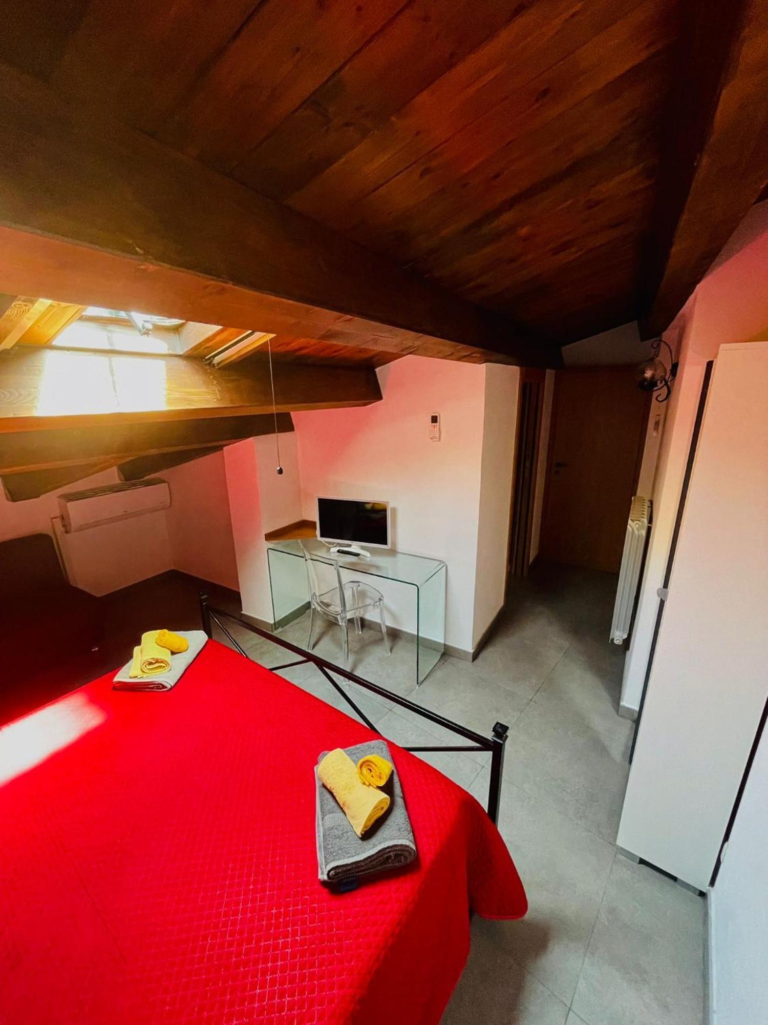 San Nicolò Holiday Home Montalbano Elicona Esterno foto